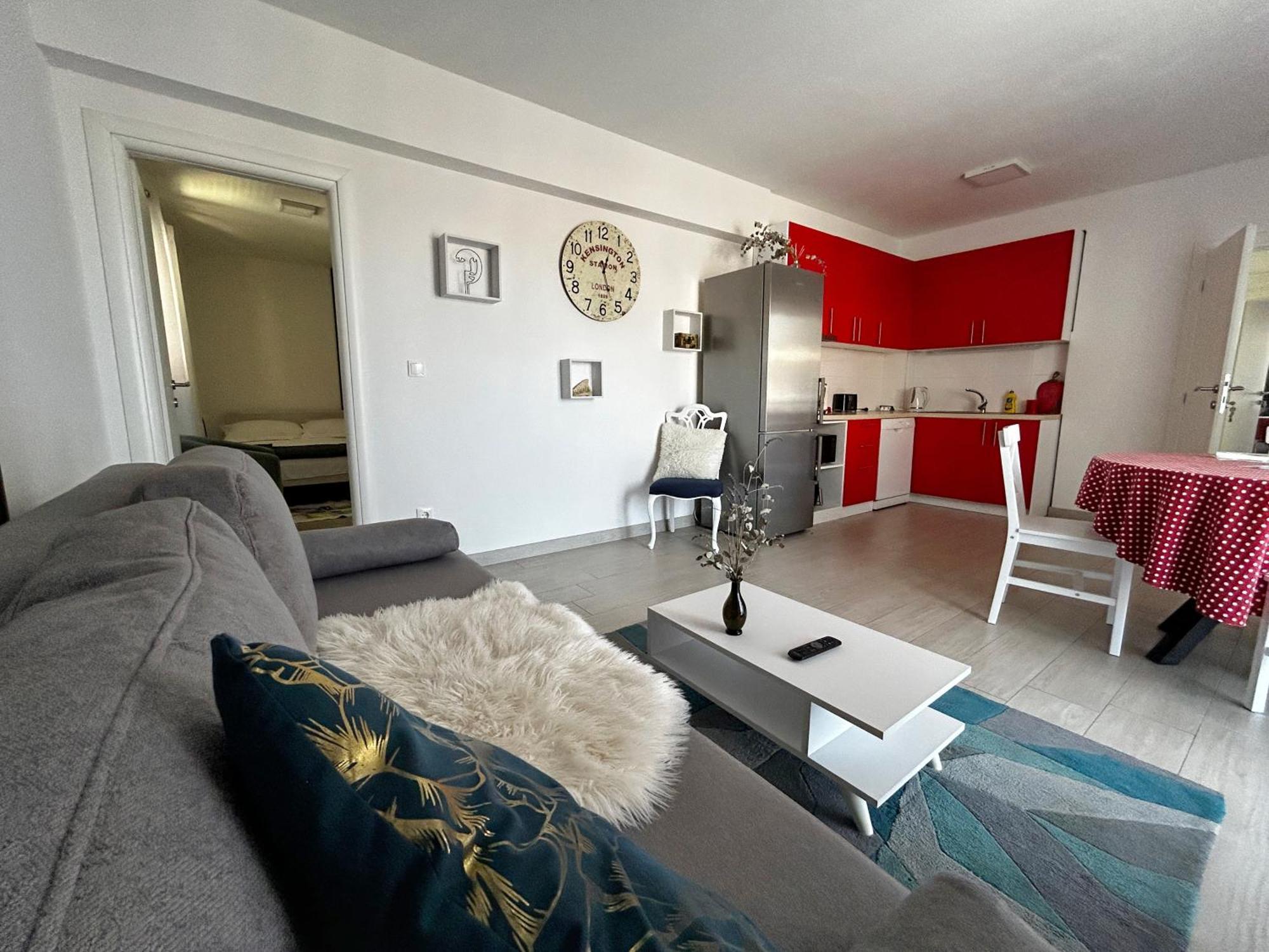 Apartman Sjever Makarska Esterno foto